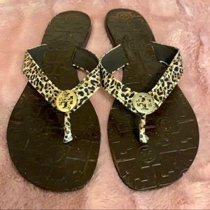 Tory Burch Thor’s Flop Flop Leopard Print Size 10